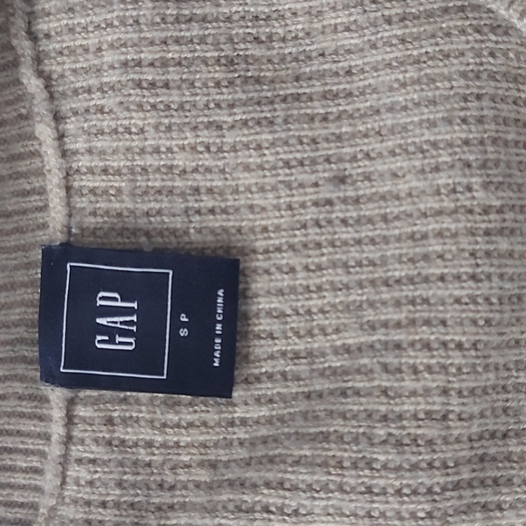 Sweater - Picture 2 of 3